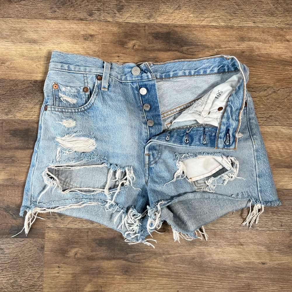 501 Levi Jean shorts great condition bottom - Picture 10 of 13